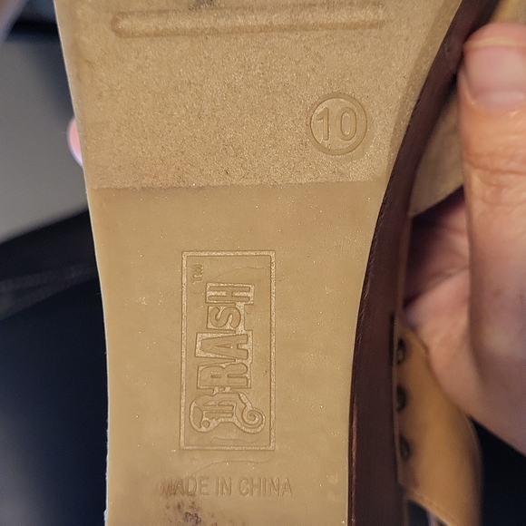 Brash Wedge Sandals 10 - Picture 7 of 7